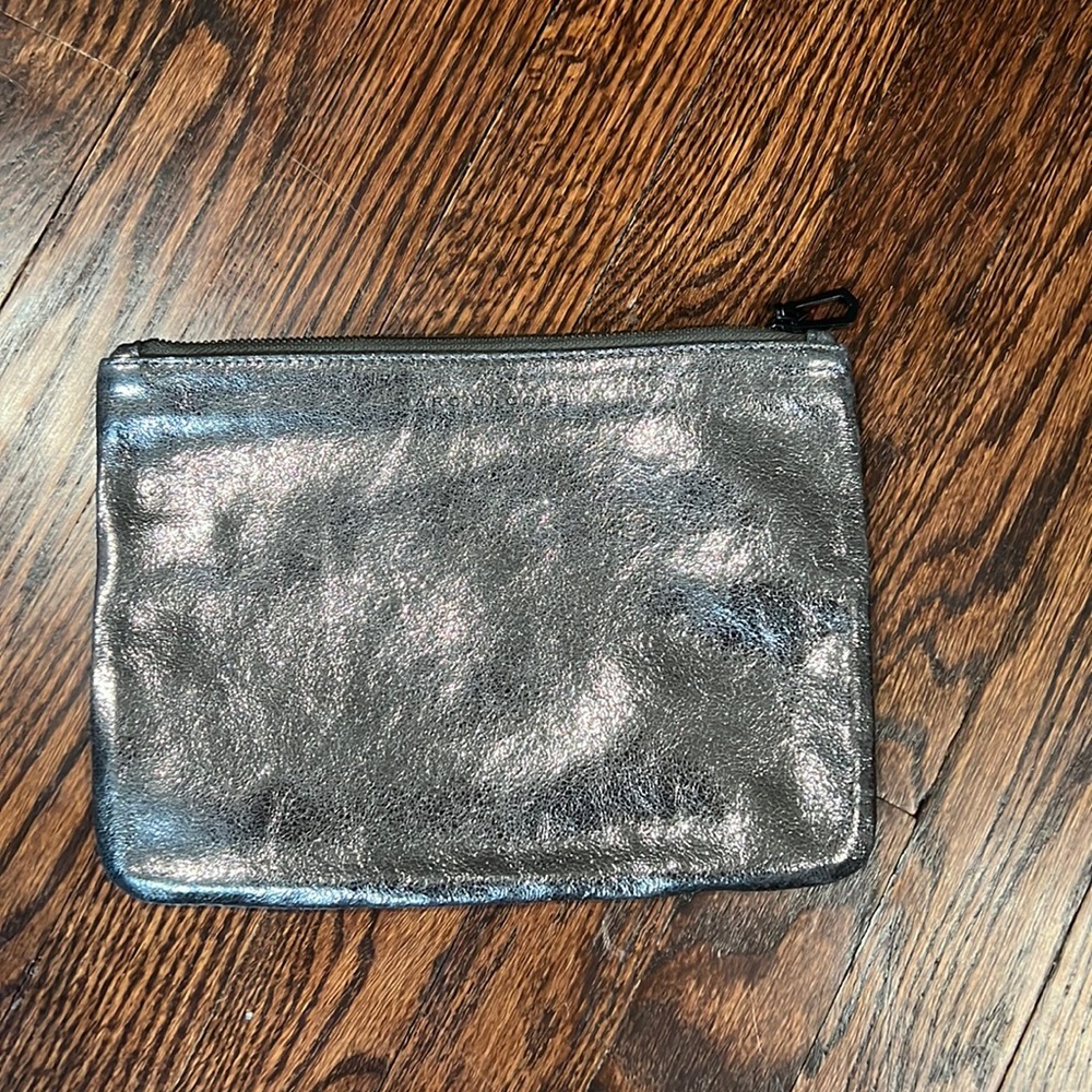Like new Marc Jacobs pouch